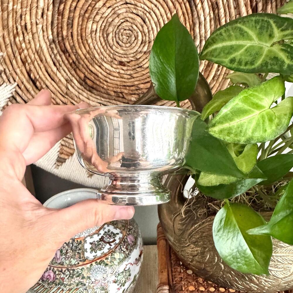 Vintage Paul Revere Reproduction Silverplate Pedestal Bowl 4â